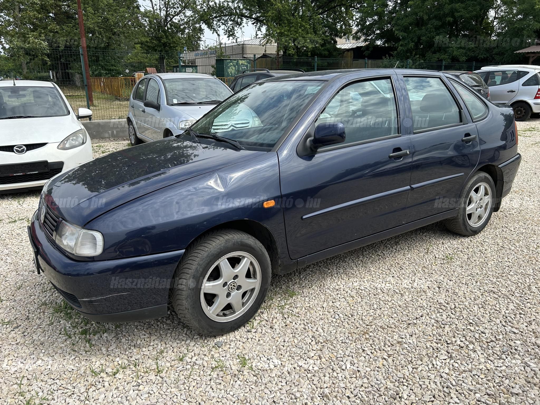 VOLKSWAGEN POLO 1997/11 - 1
