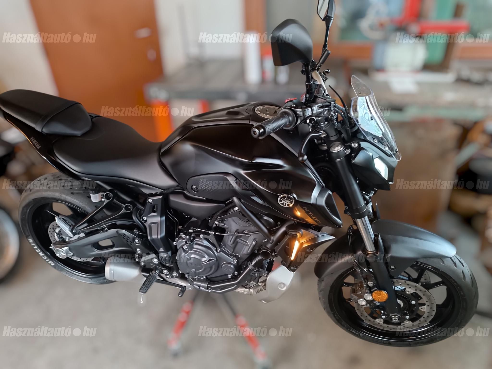 YAMAHA MT-07 2022 - 1