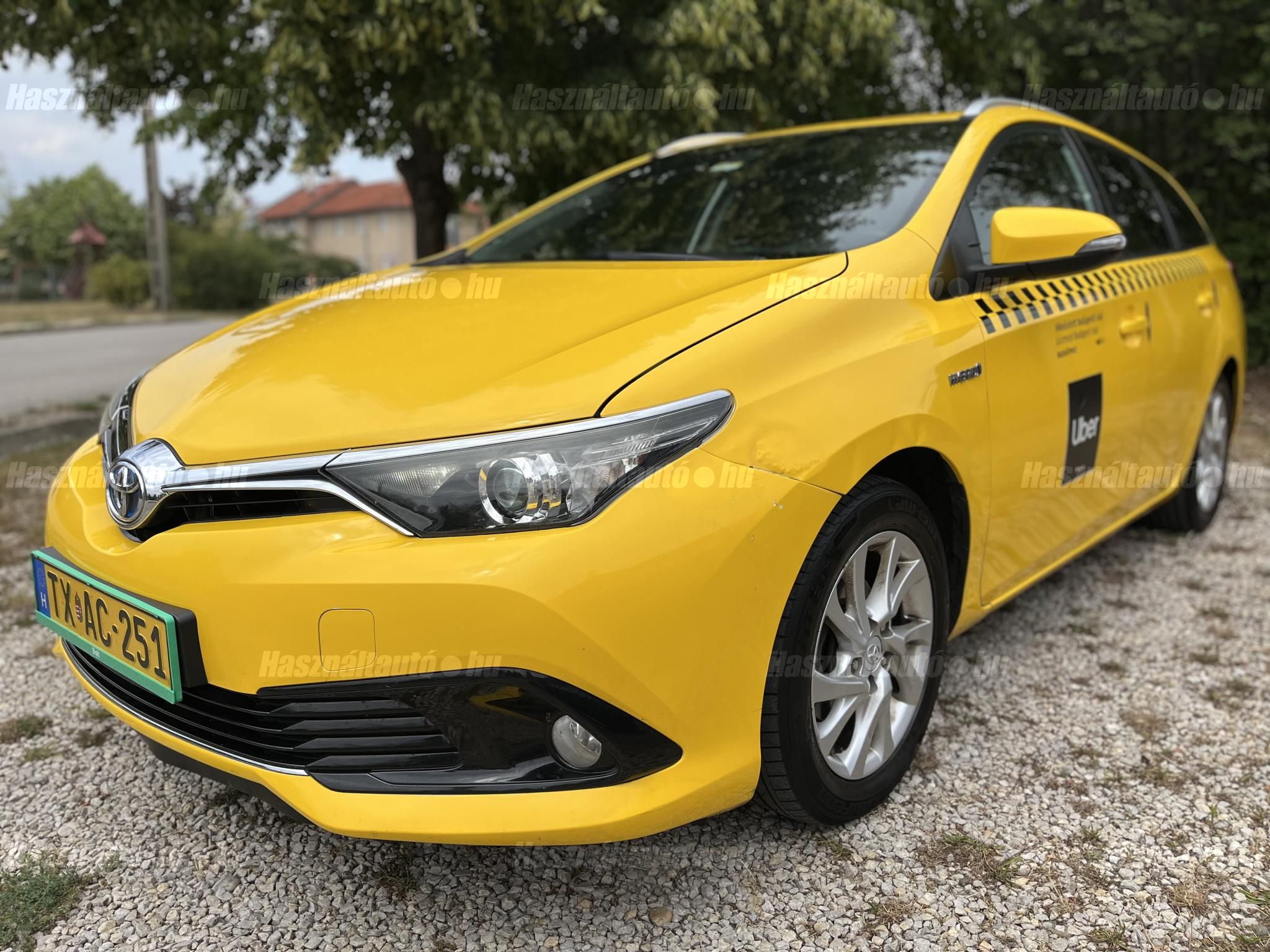 TOYOTA AURIS 2018/10 - 1