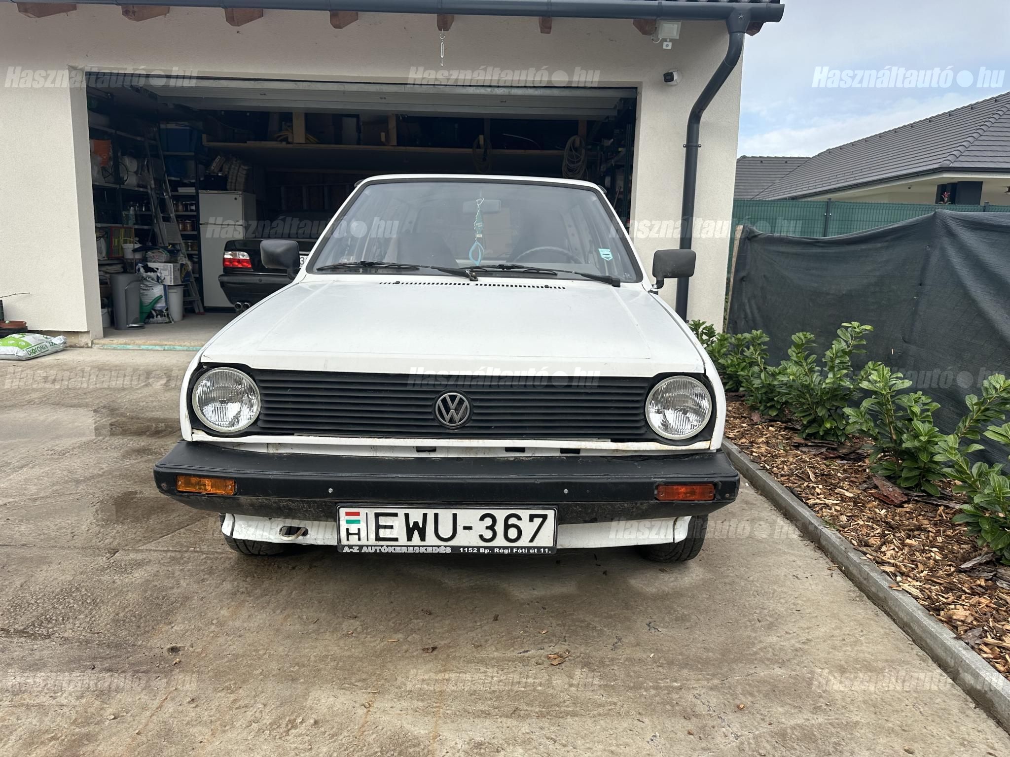 VOLKSWAGEN POLO 1990 - 1