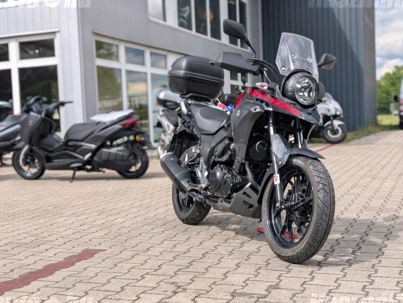 SUZUKI DL 250 2018 - 1