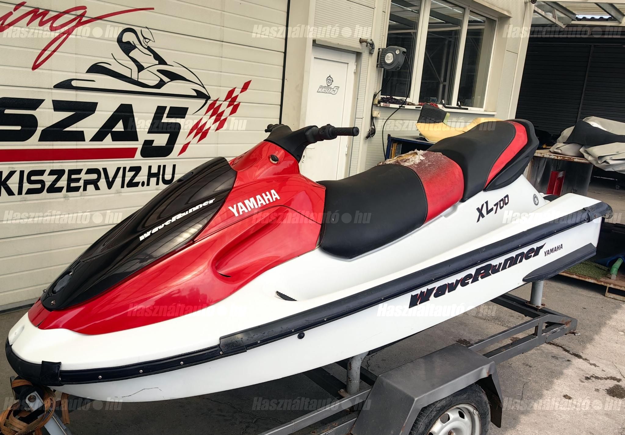 YAMAHA 1999 - 1