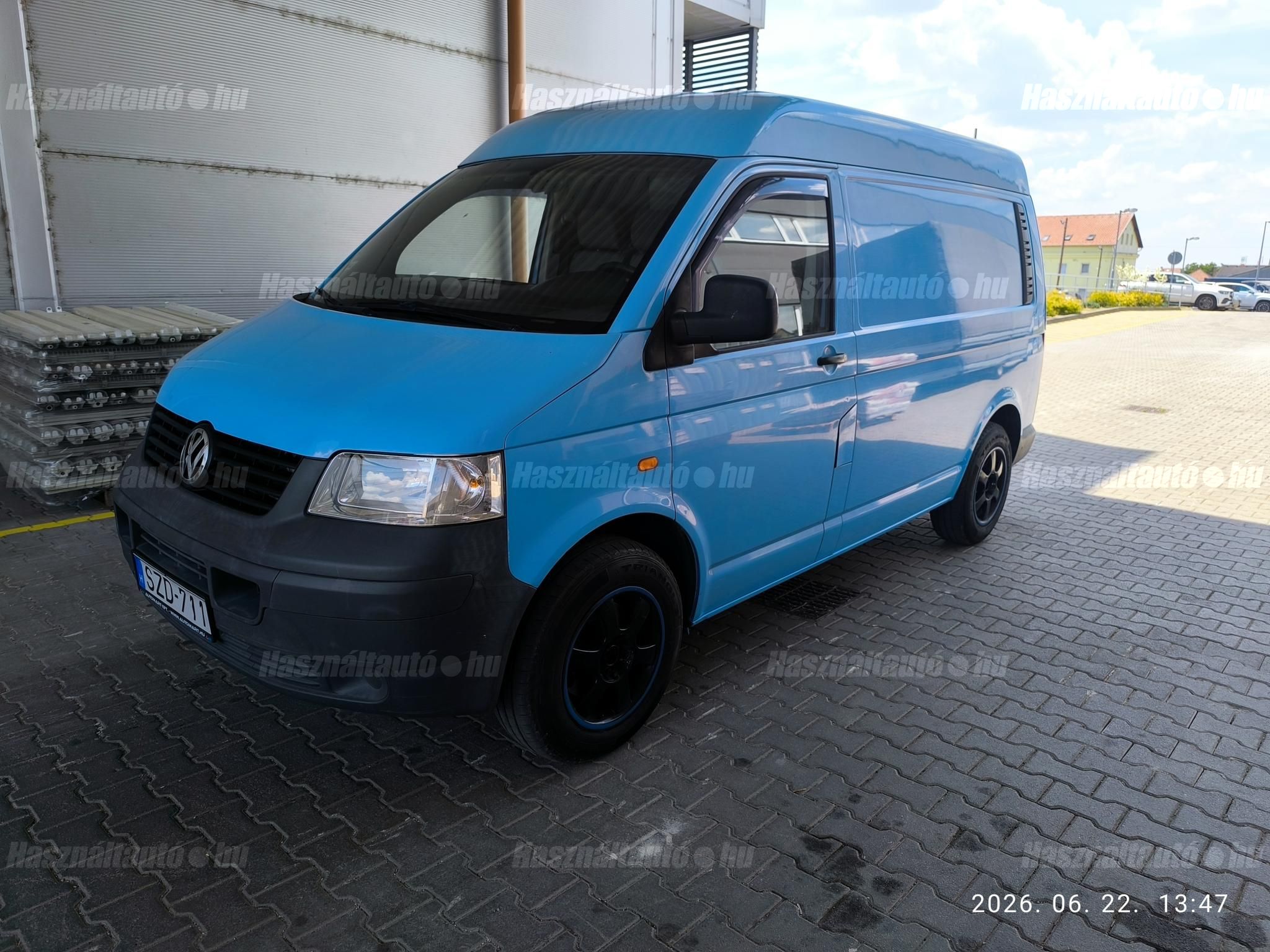 VOLKSWAGEN TRANSPORTER T5 2006/8 - 1