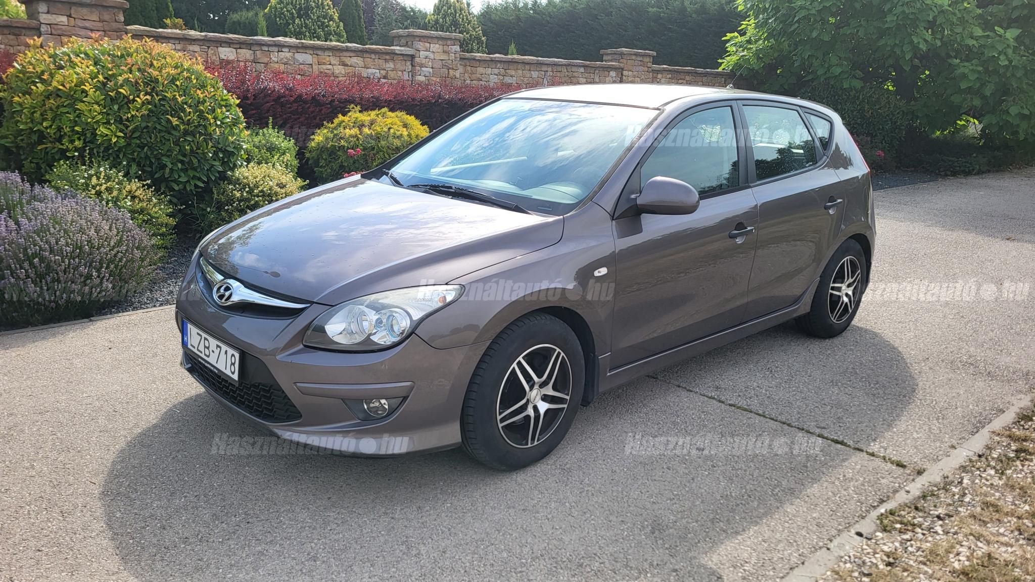 HYUNDAI I30 2011/10 - 1