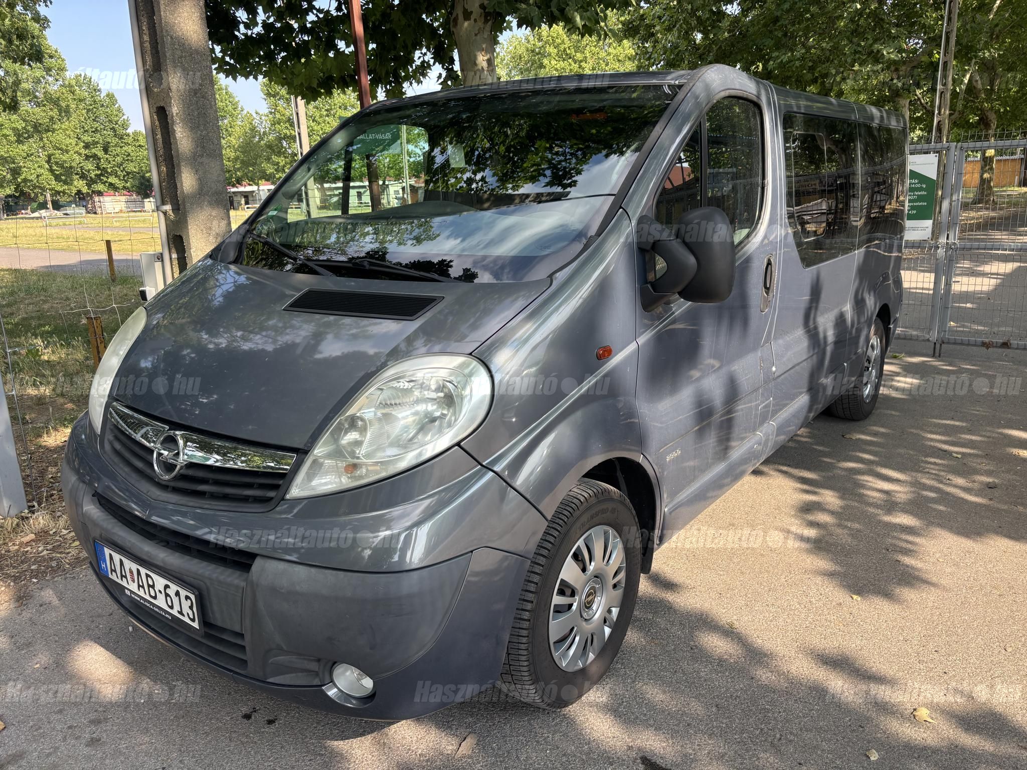 OPEL VIVARO 2012/3 - 1
