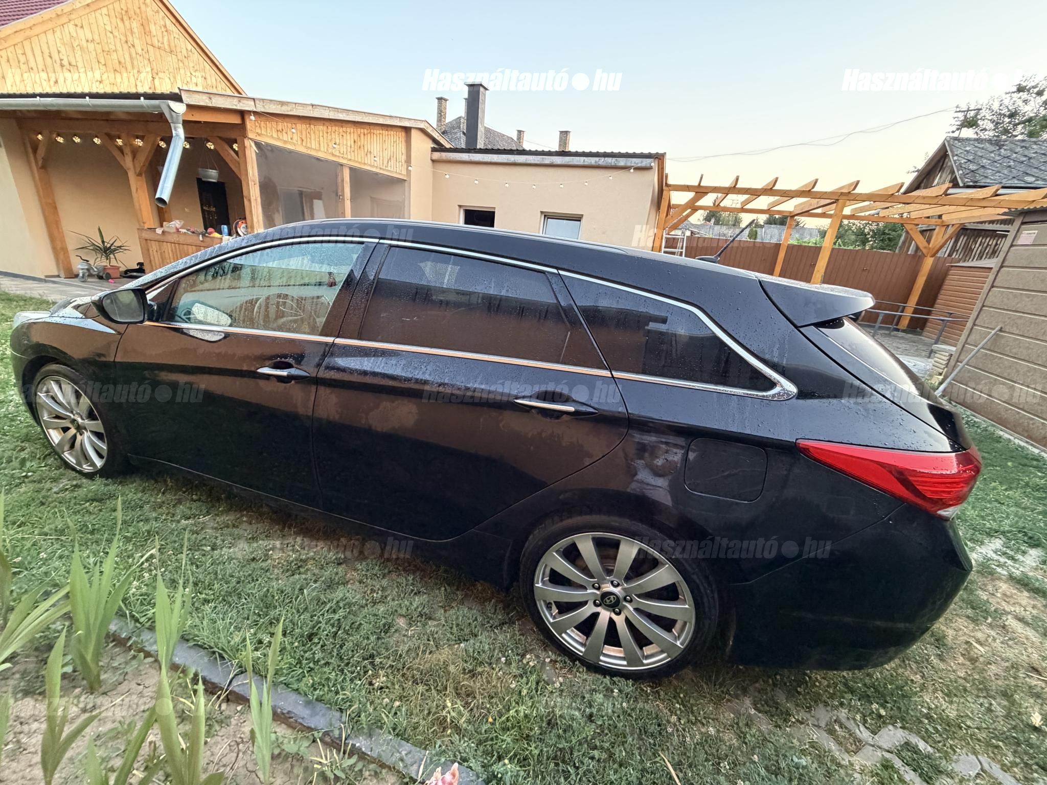 HYUNDAI I40 2013/12 - 1