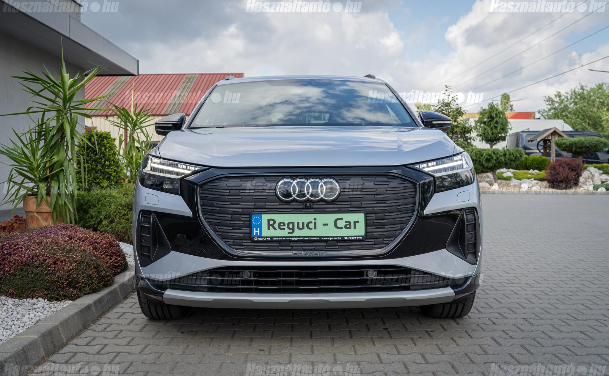 AUDI Q4 2021/9 - 1