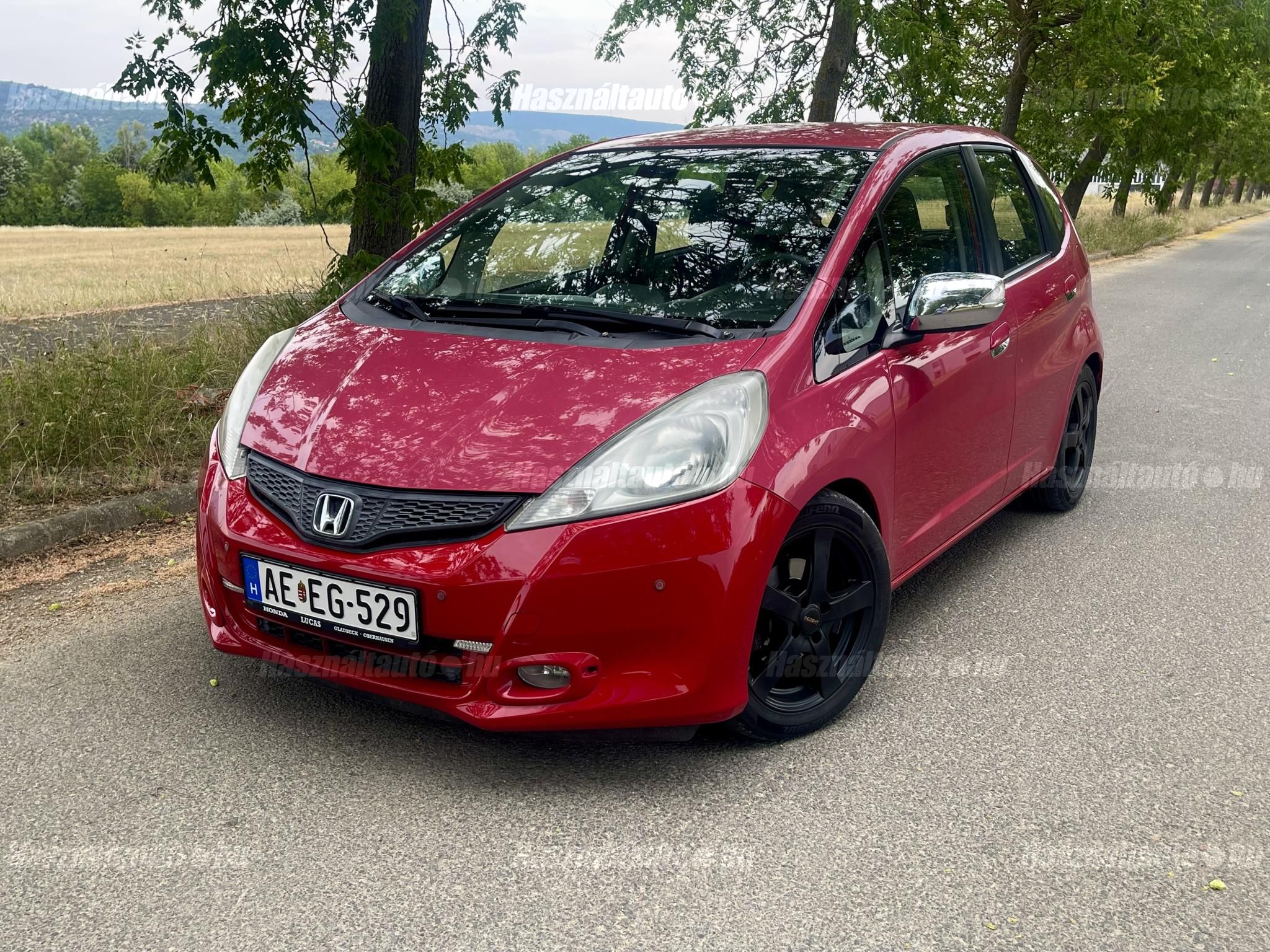 HONDA JAZZ 2012/6 - 1