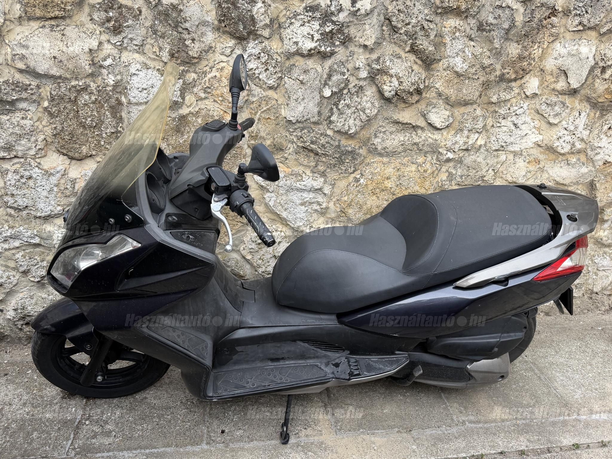 KYMCO DOWNTOWN 200 2011/5 - 1