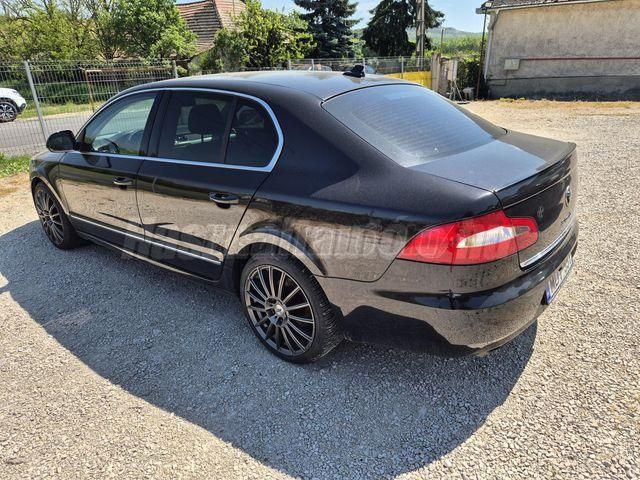 SKODA SUPERB 2009/5 - 1