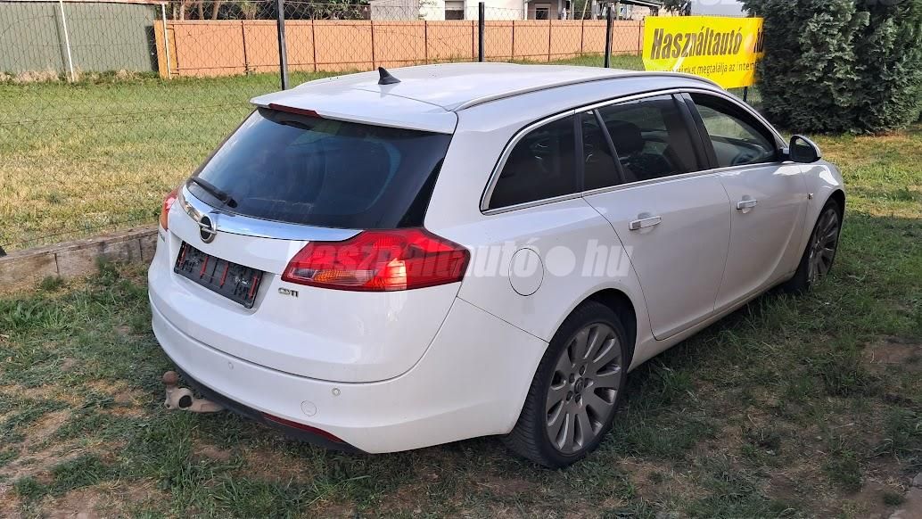 OPEL INSIGNIA 2012/7 - 1