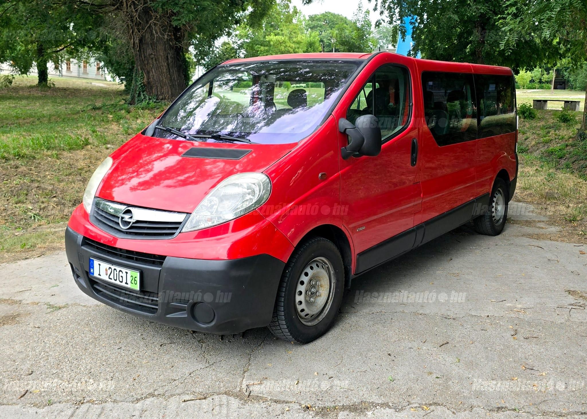 OPEL VIVARO 2010/3 - 1
