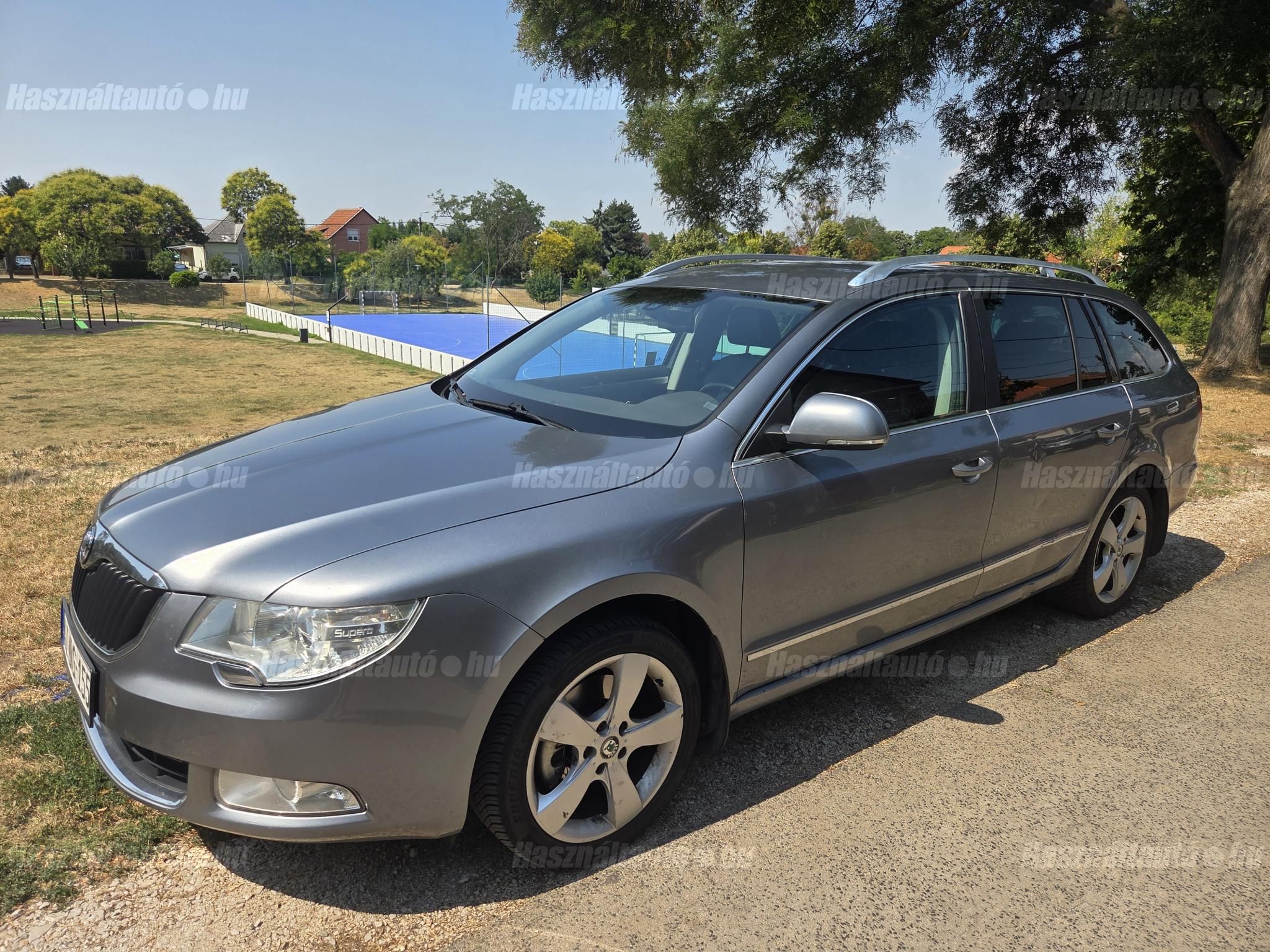 SKODA SUPERB 2012/4 - 1
