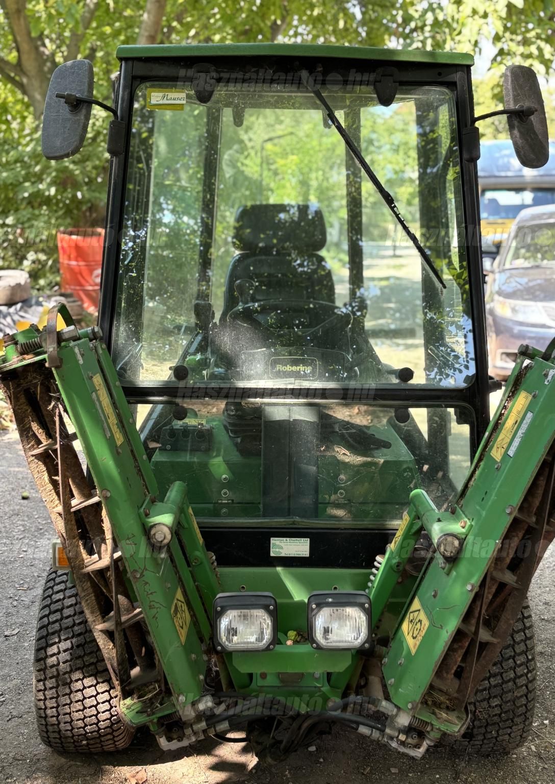 JOHN DEERE 2003 - 1
