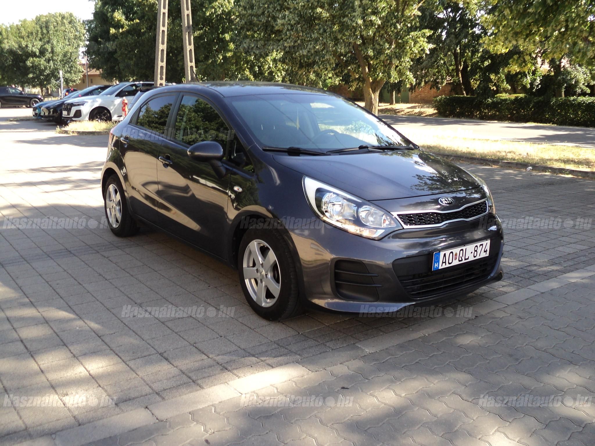 KIA RIO 2016/4 - 1