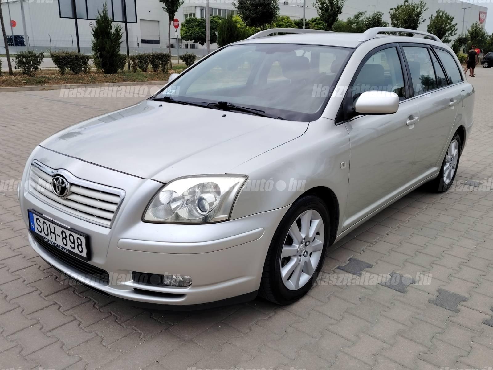 TOYOTA AVENSIS 2004/11 - 1