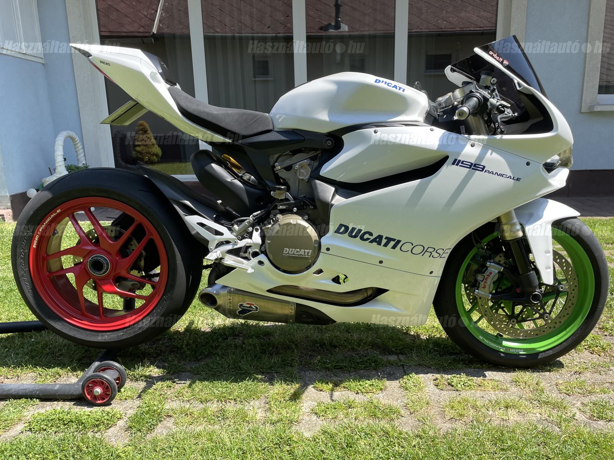 DUCATI 1199 PANIGALE 2012 - 1
