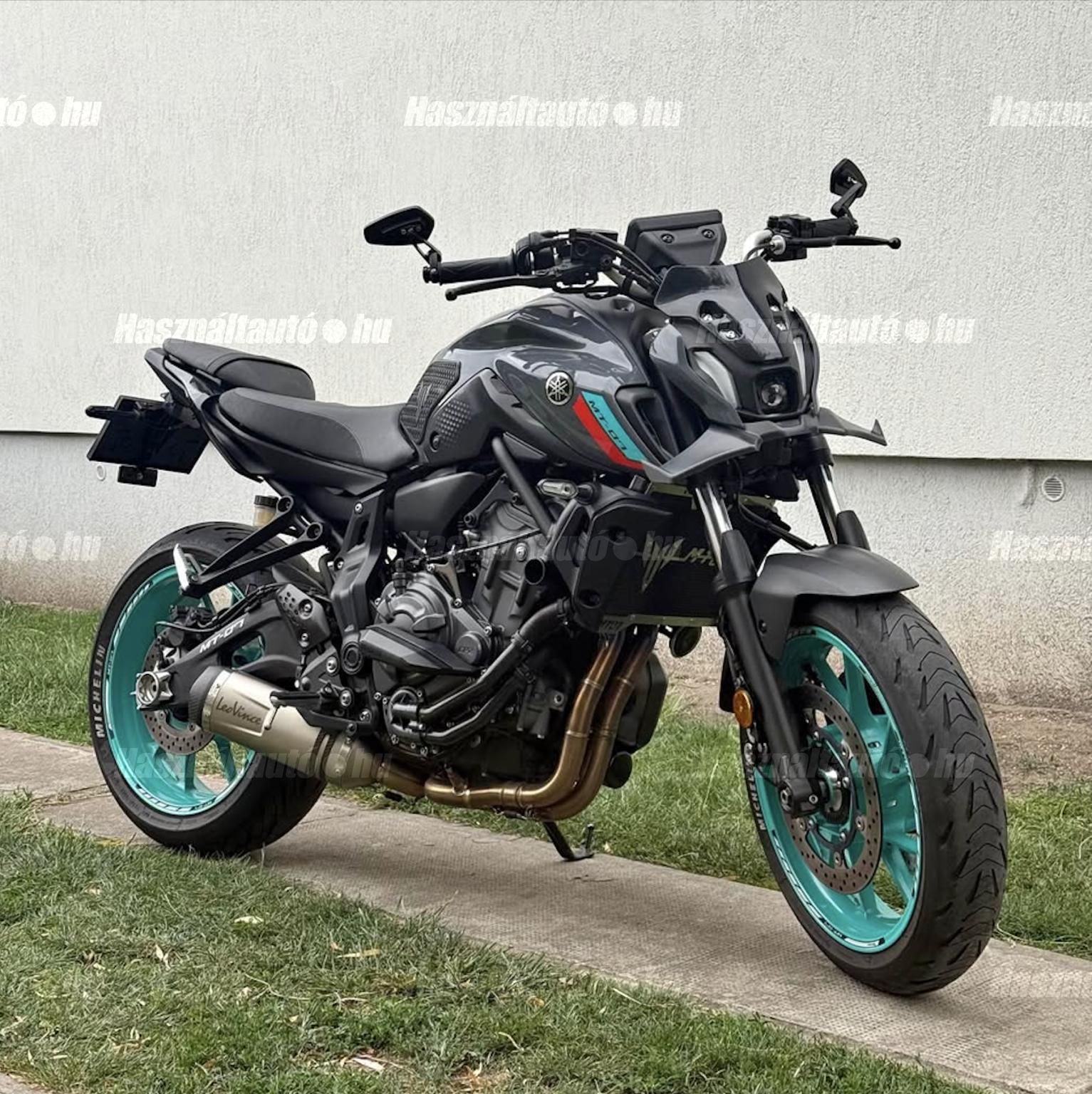 YAMAHA MT-07 2023 - 1