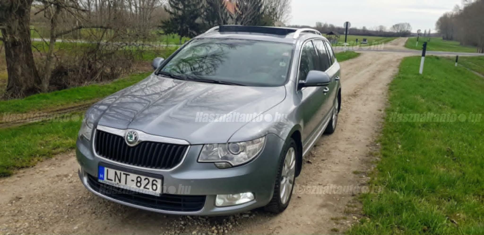 SKODA SUPERB 2010/10 - 1