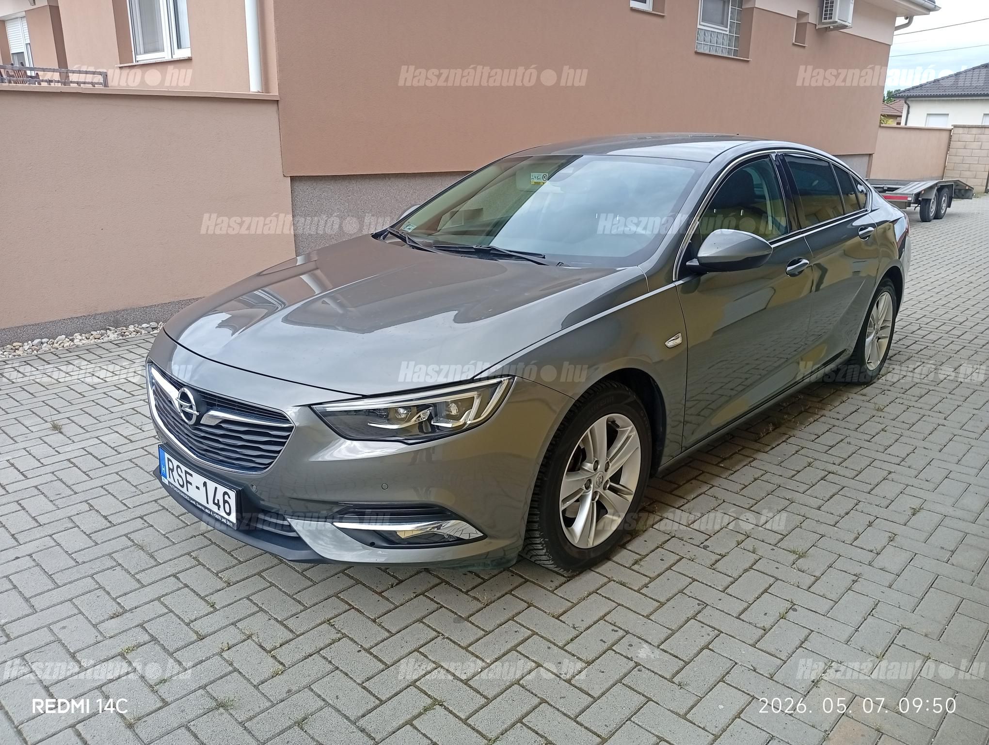 OPEL INSIGNIA 2018/7 - 1