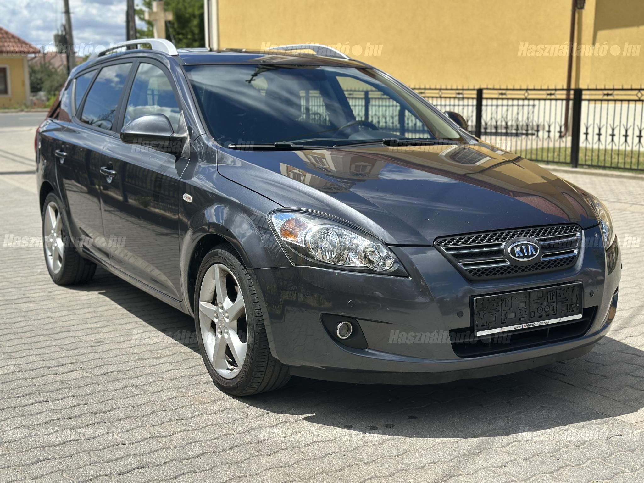 KIA CEE'D 2008/5 - 1