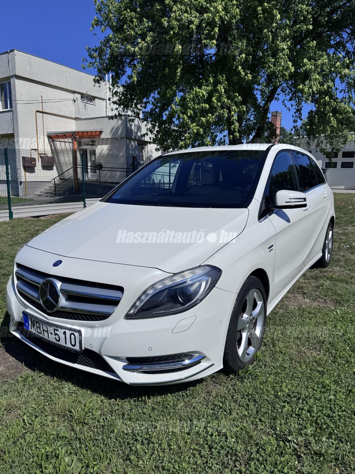 MERCEDES-BENZ B 180 2013/8 - 1