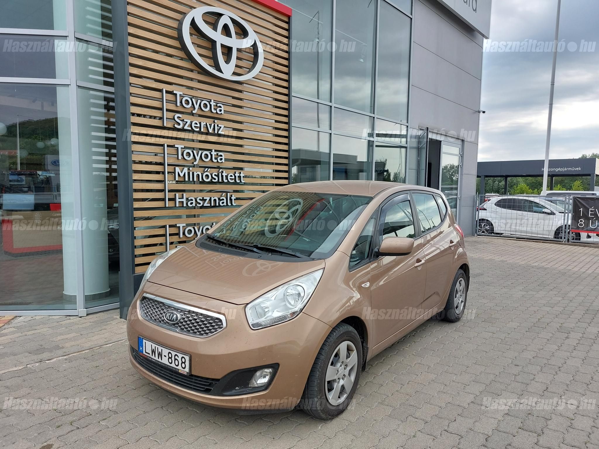 KIA VENGA 2011/6 - 1
