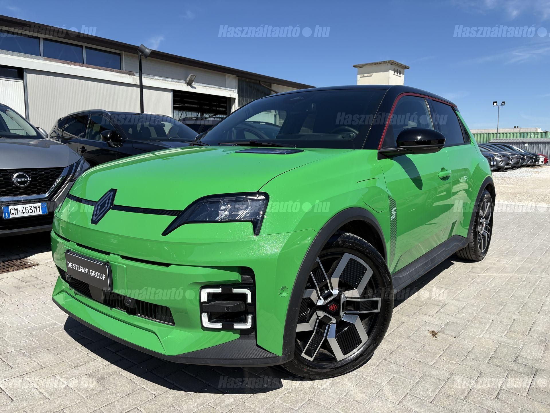 RENAULT R 5 2025/6 - 1