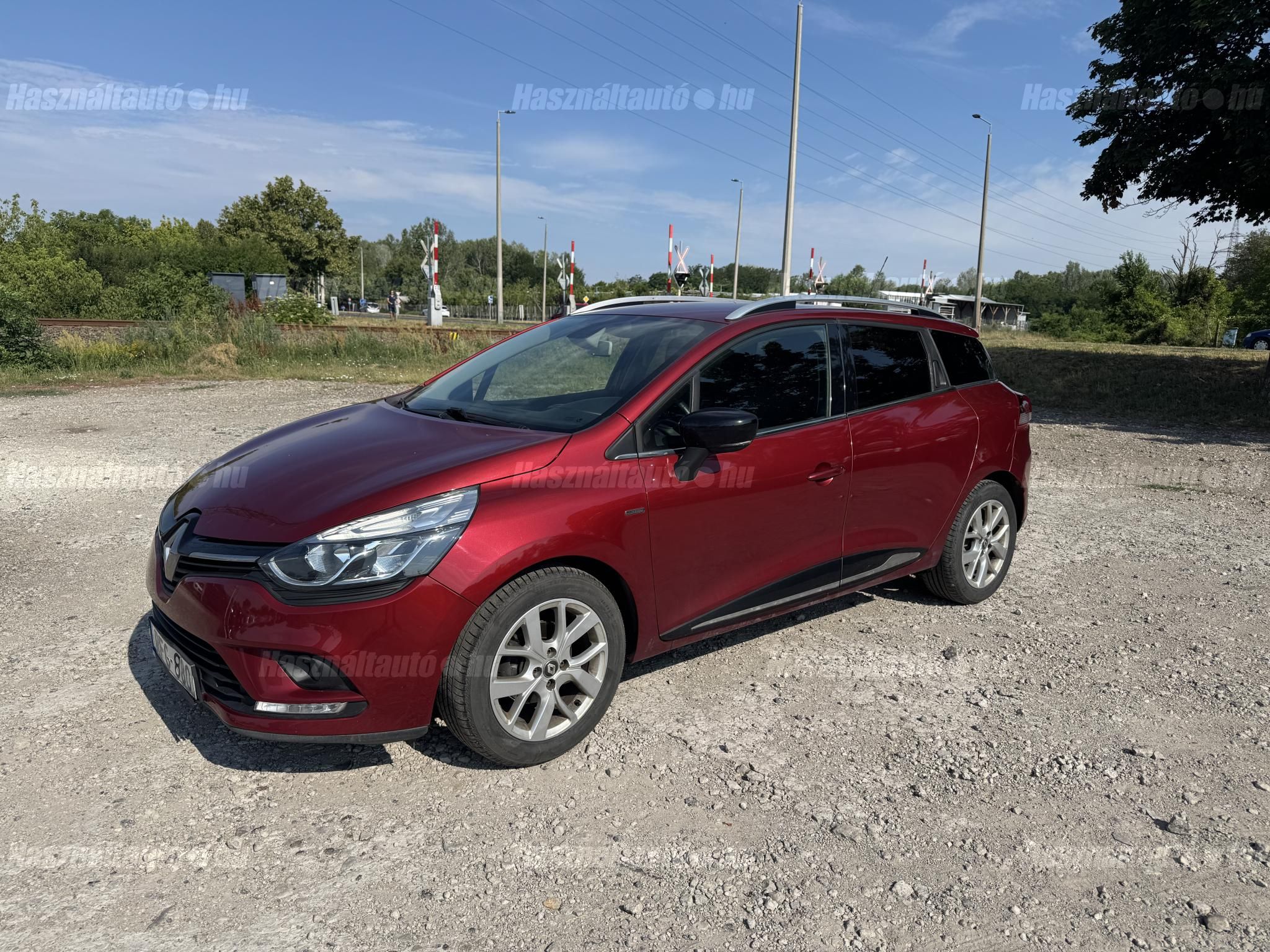 RENAULT CLIO 2019/1 - 1
