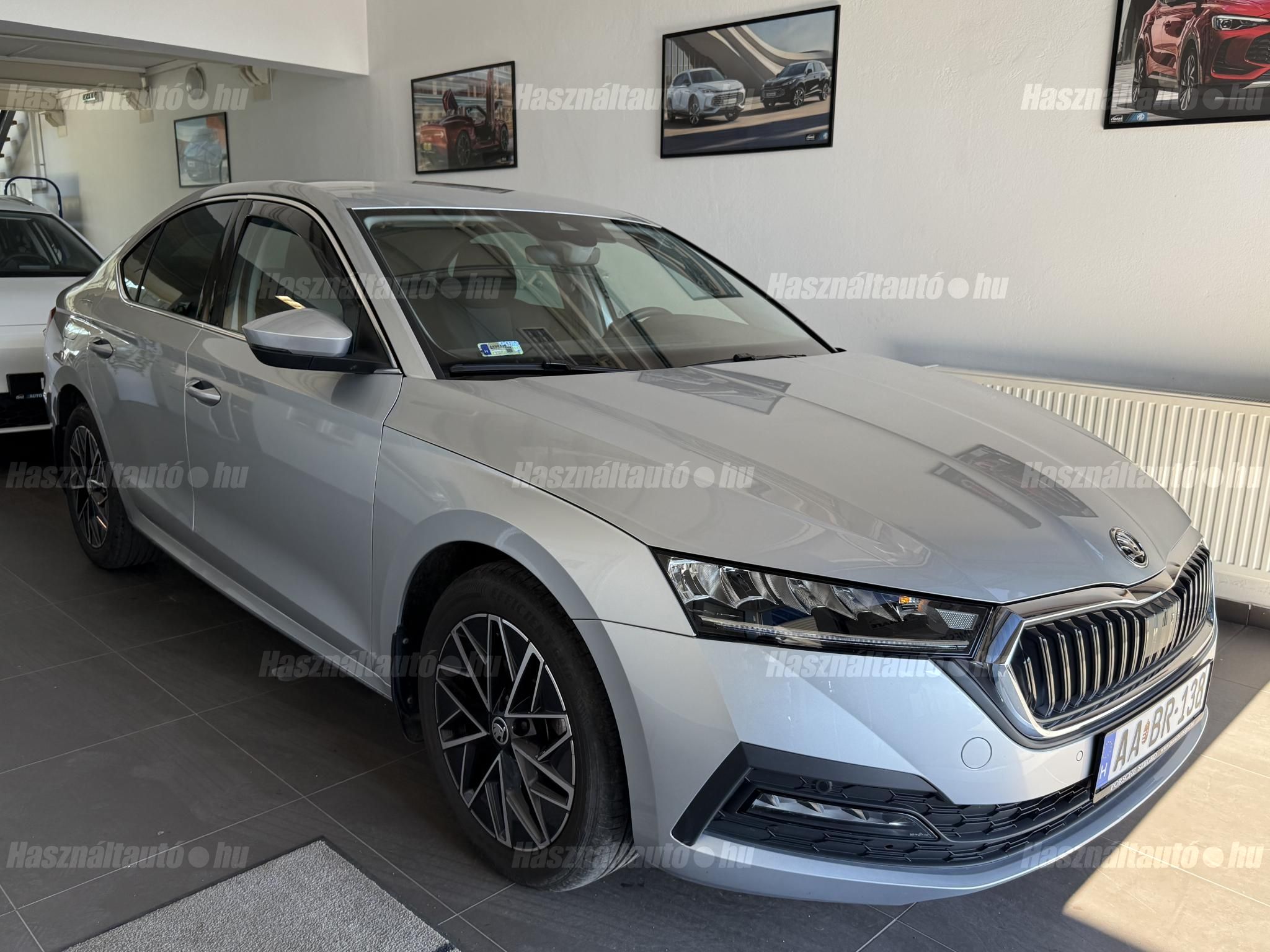 SKODA OCTAVIA 2022/9 - 1