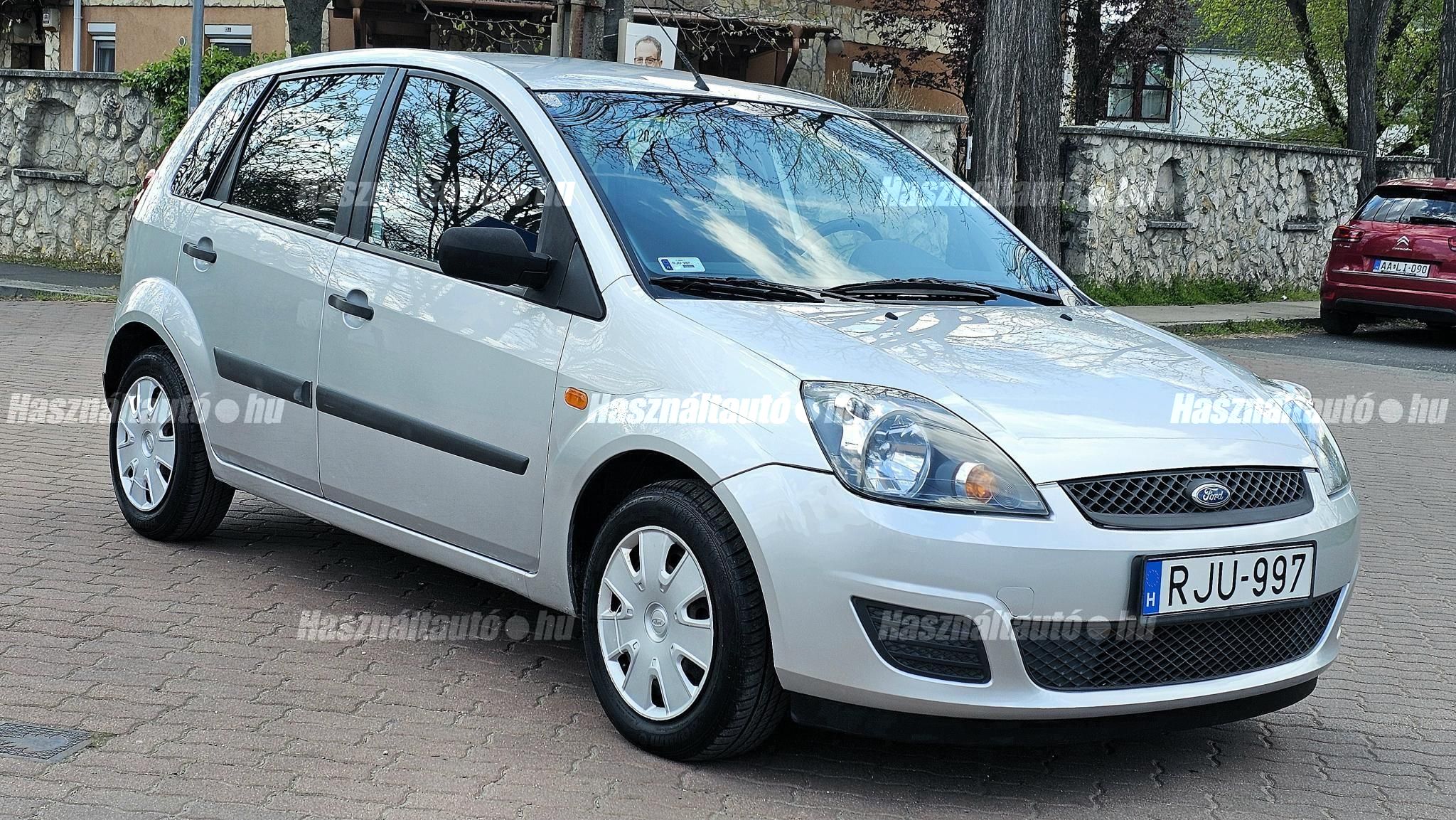FORD FIESTA 2008/8 - 1