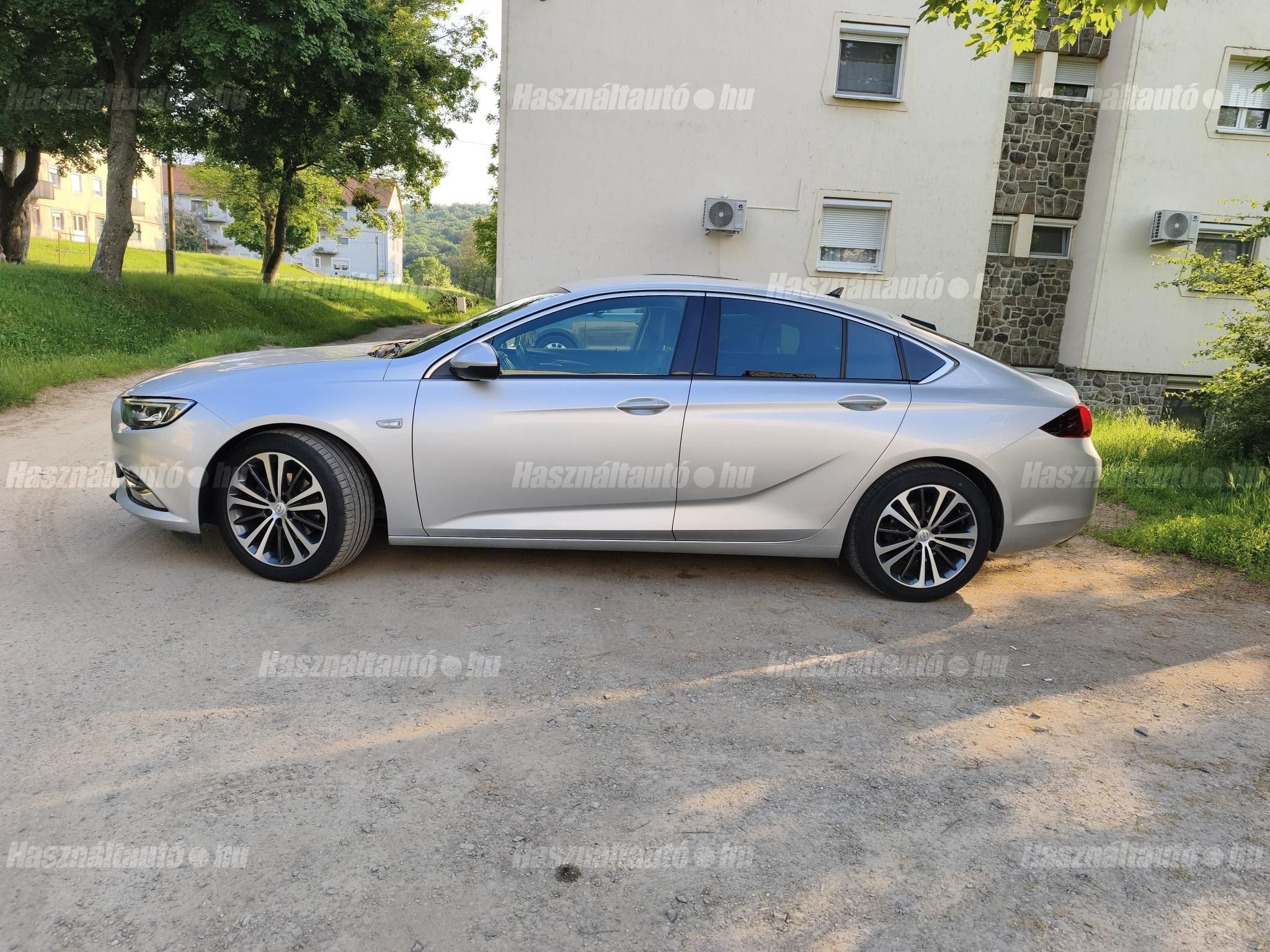 OPEL INSIGNIA 2019/10 - 1