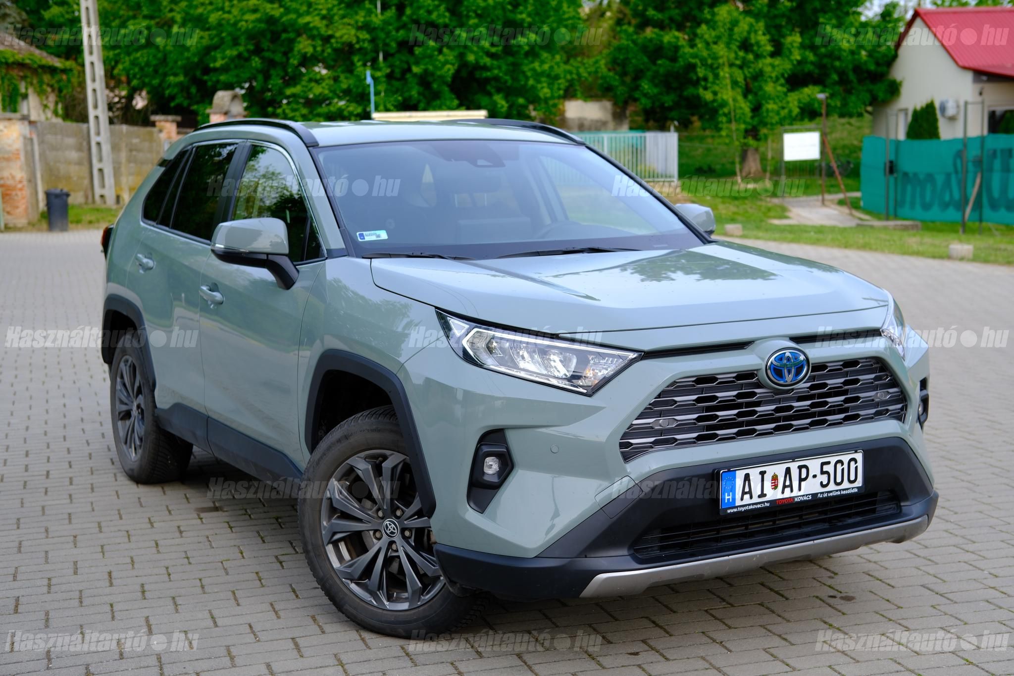 TOYOTA RAV 4 2024/5 - 1