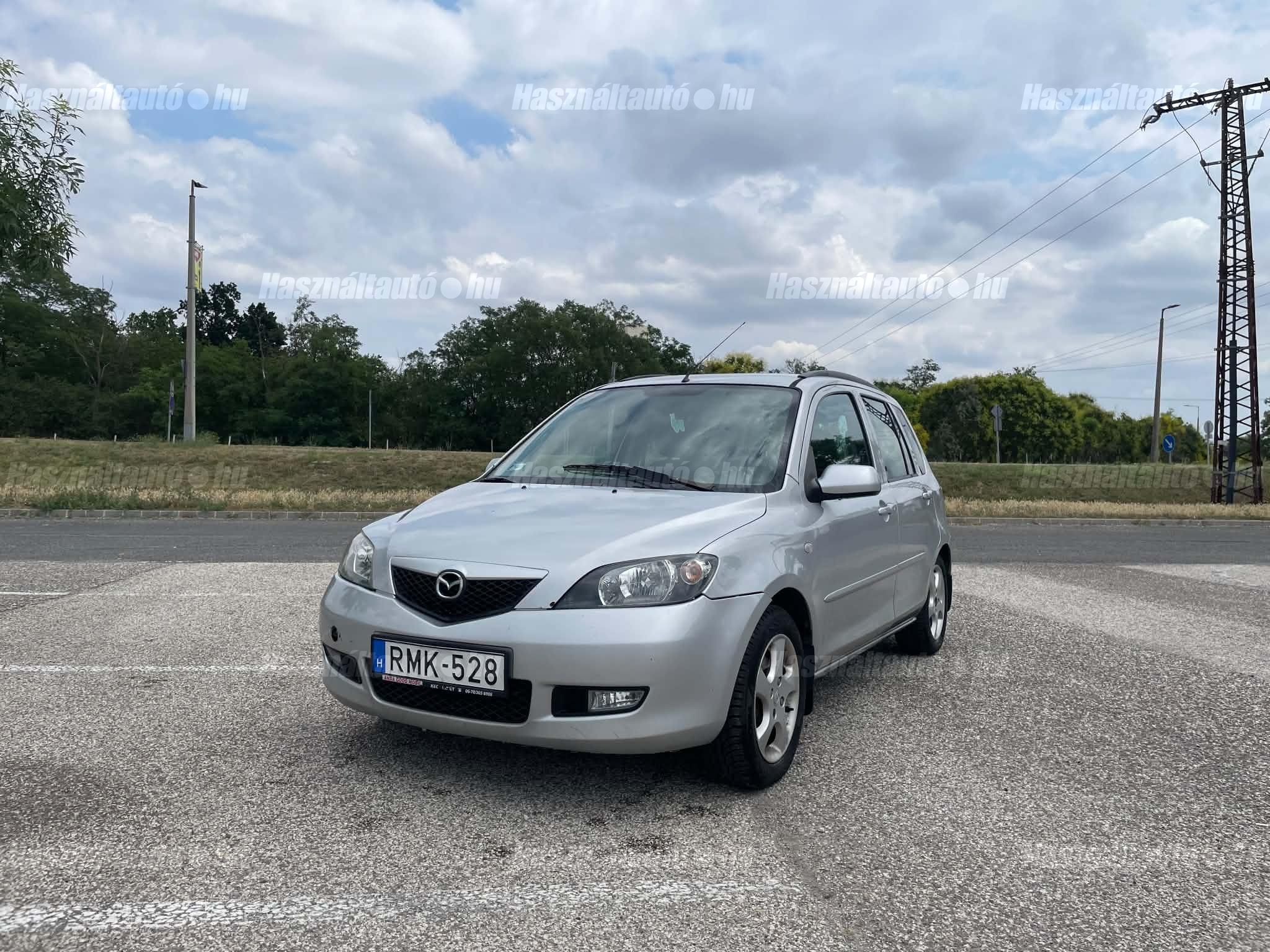 MAZDA 2 2003/7 - 1
