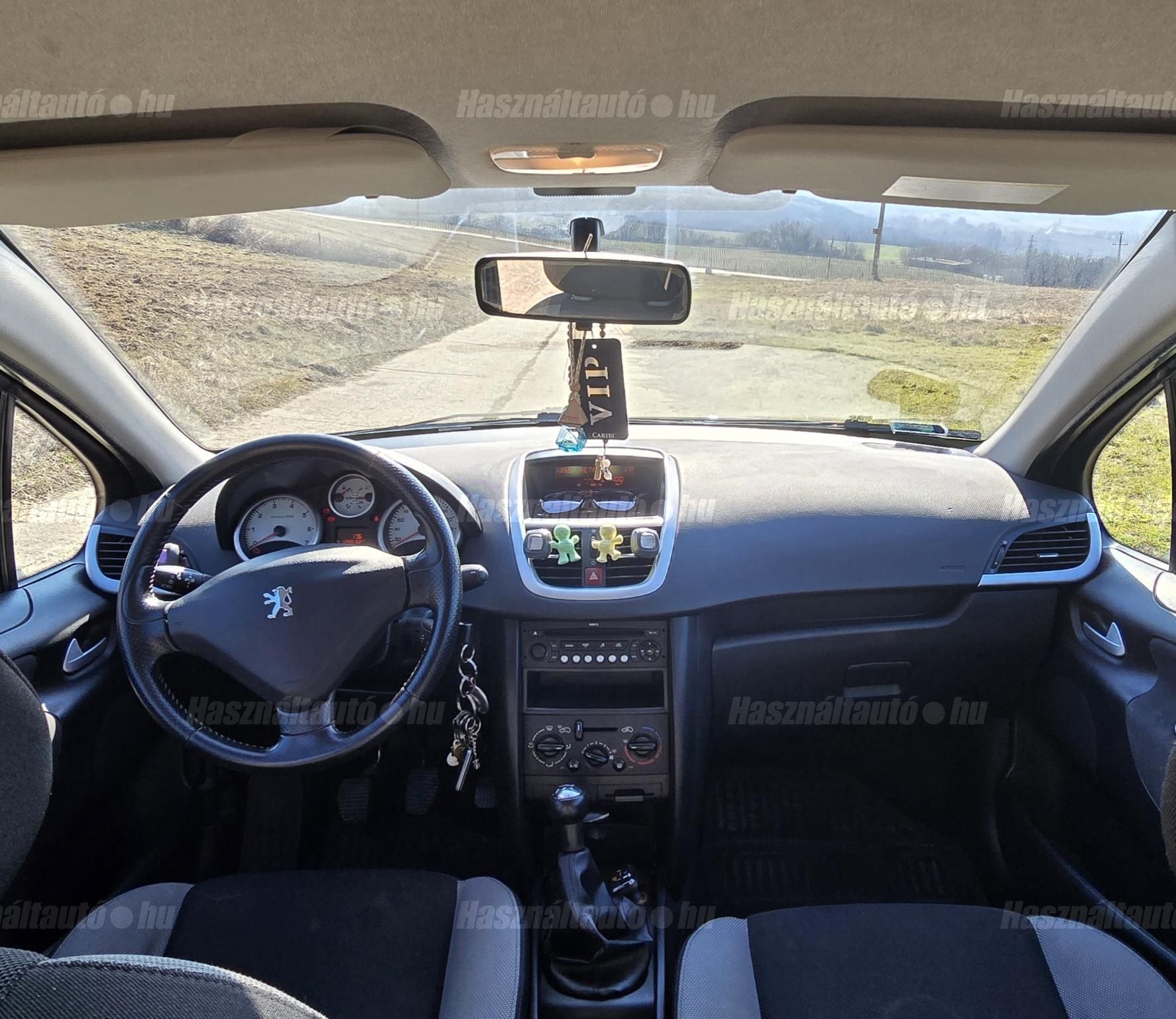 PEUGEOT 207 2008/12 - 1
