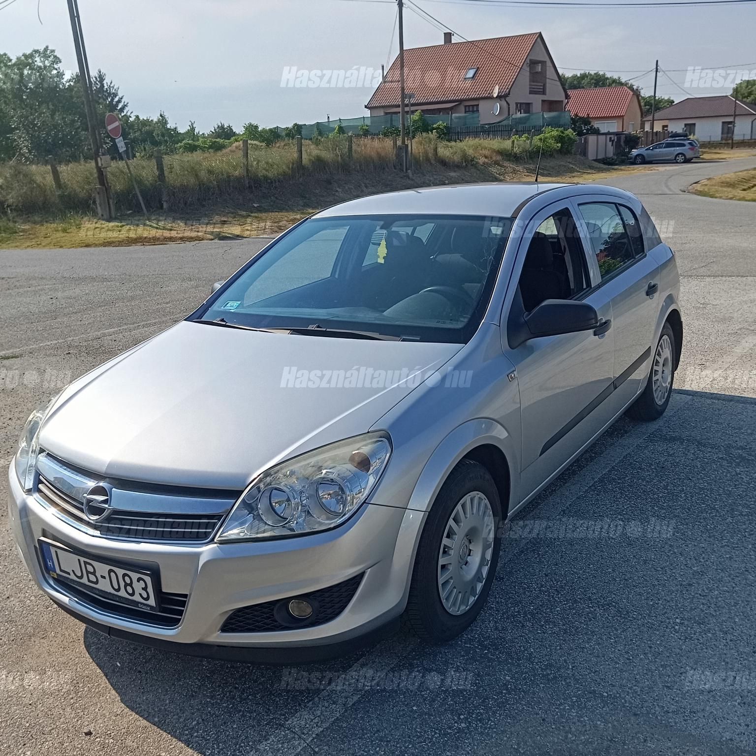OPEL ASTRA H 2008/8 - 1