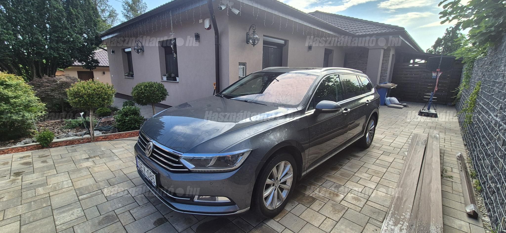 VOLKSWAGEN PASSAT VIII 2016 - 1