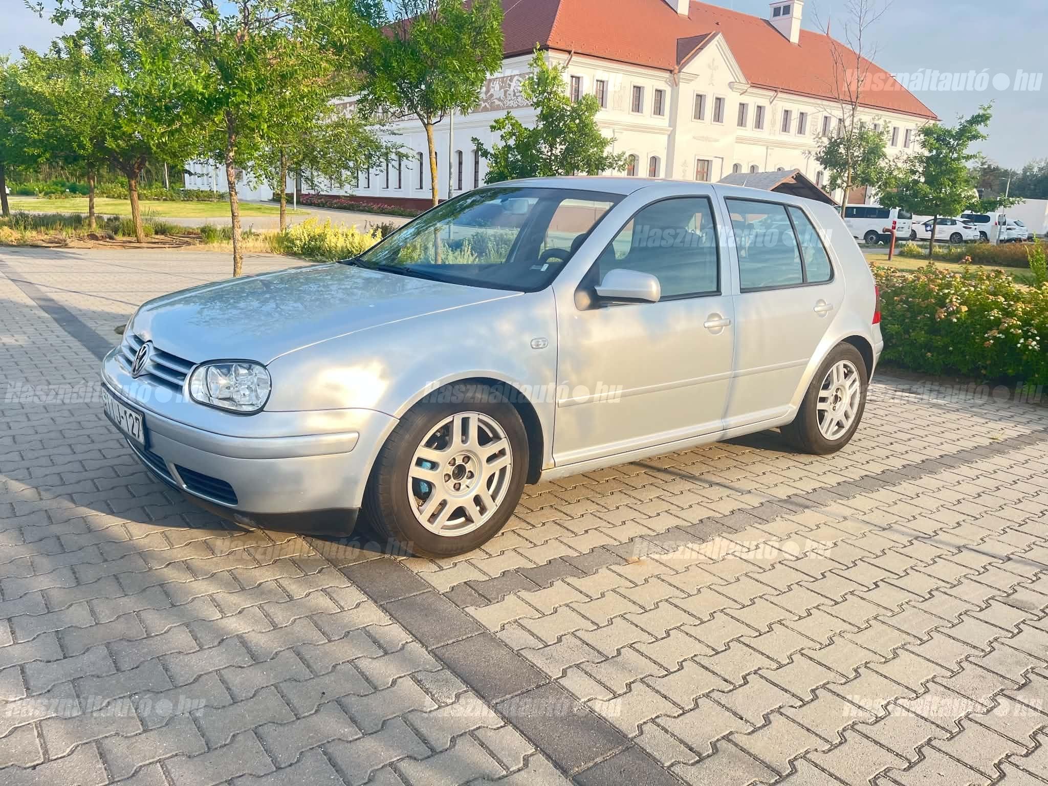 VOLKSWAGEN GOLF IV 2002 - 1