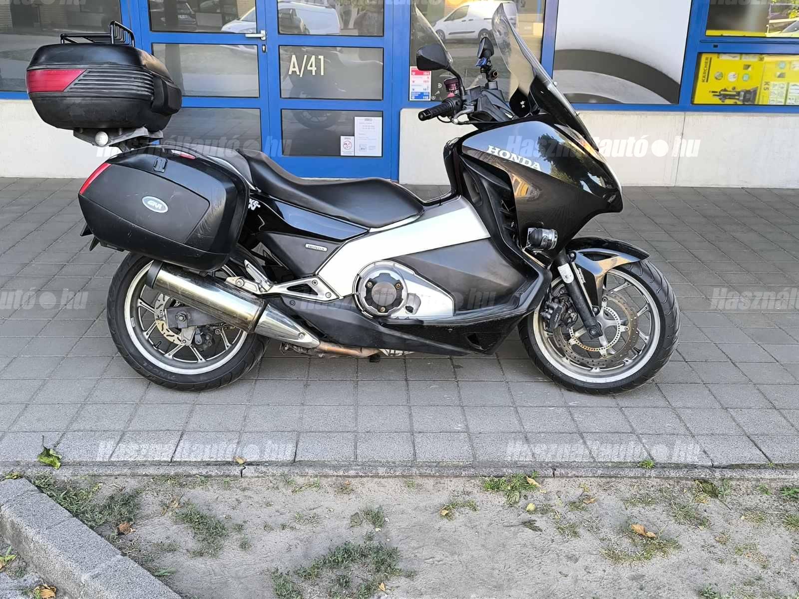 HONDA NC 700 D 2012/6 - 1