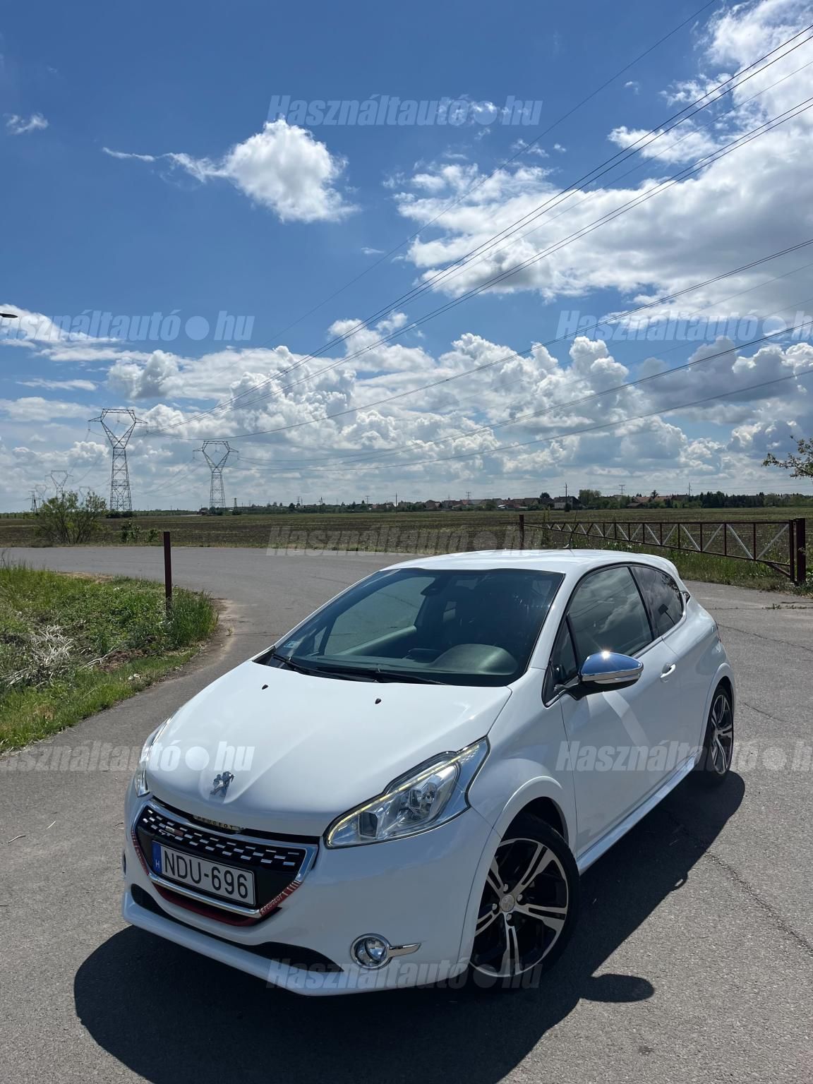 PEUGEOT 208 2015/4 - 1