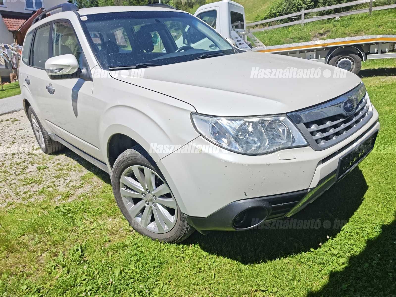 SUBARU FORESTER 2011/6 - 1