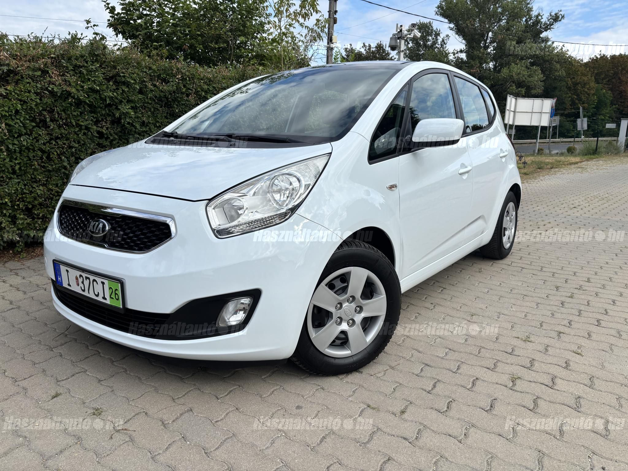 KIA VENGA 2014/11 - 1