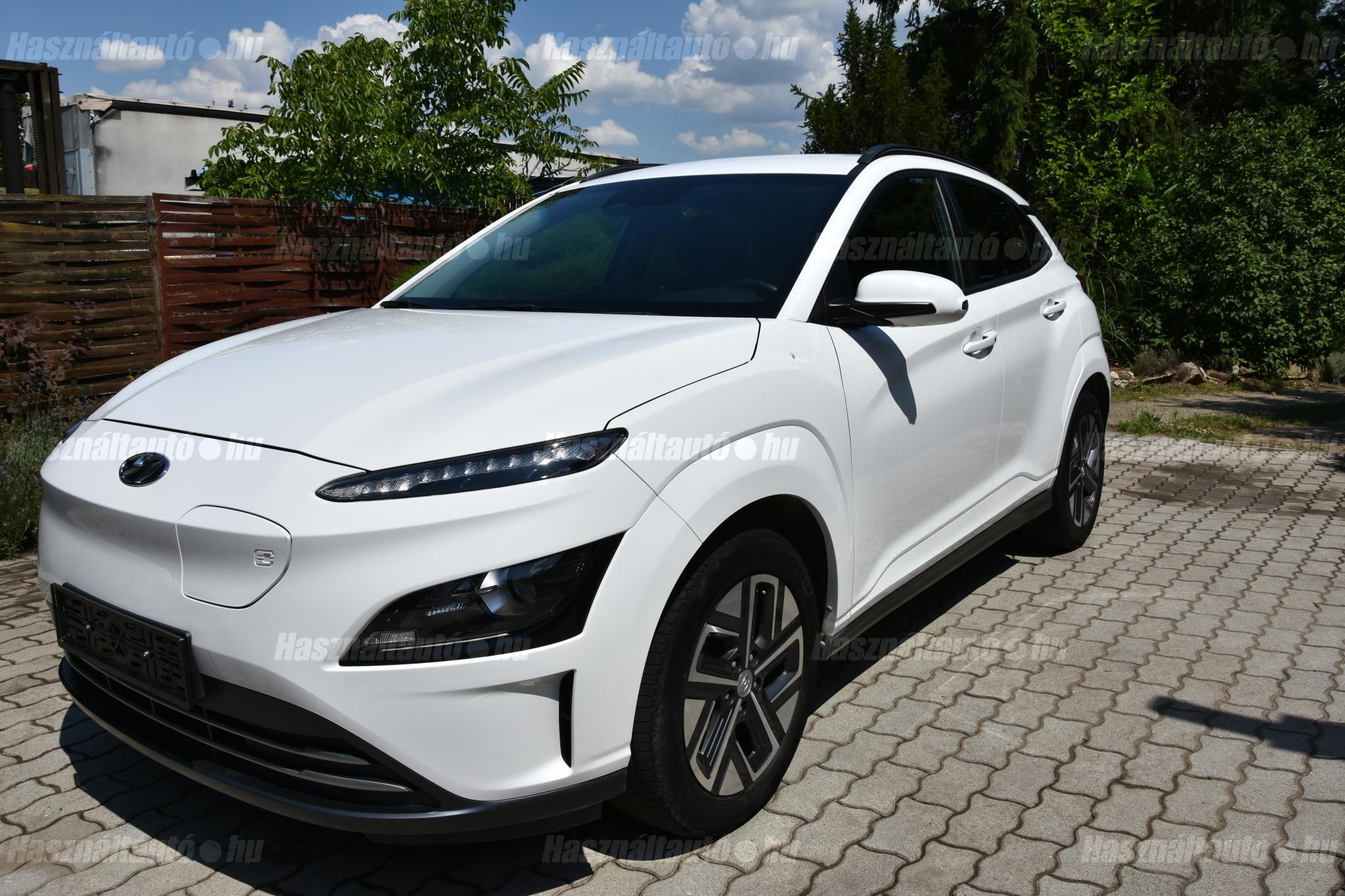 HYUNDAI KONA 2021/12 - 1