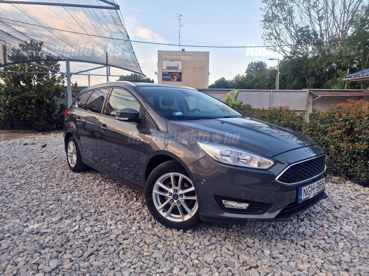 FORD FOCUS 2015/8 - 1