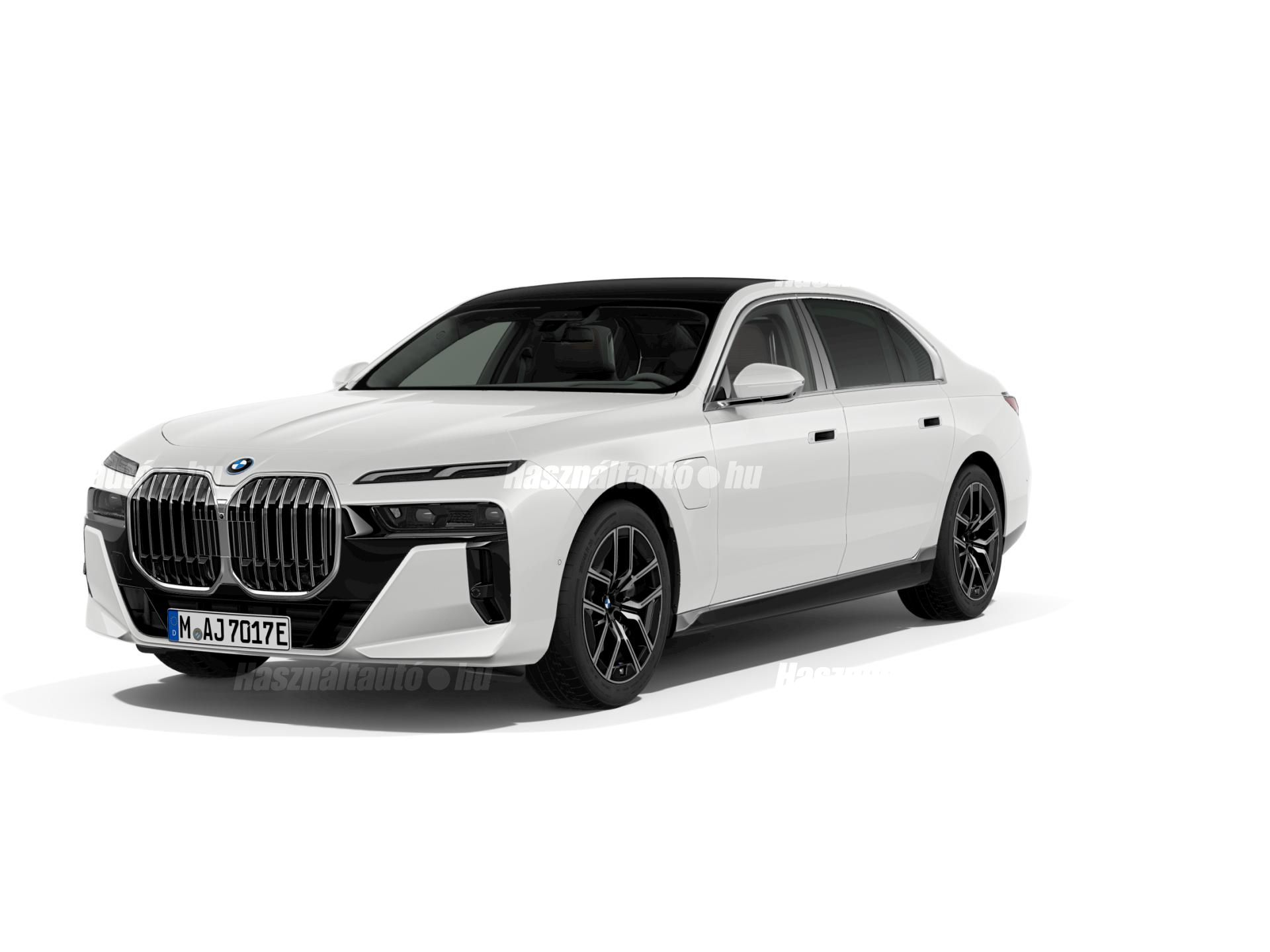 BMW 750 2025 - 1