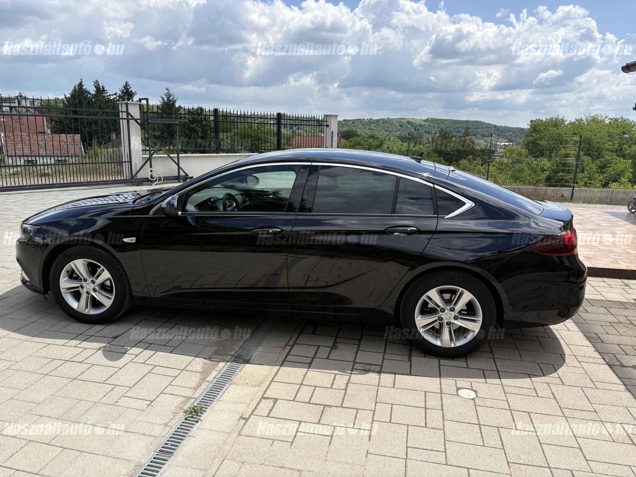 OPEL INSIGNIA 2020/5 - 1