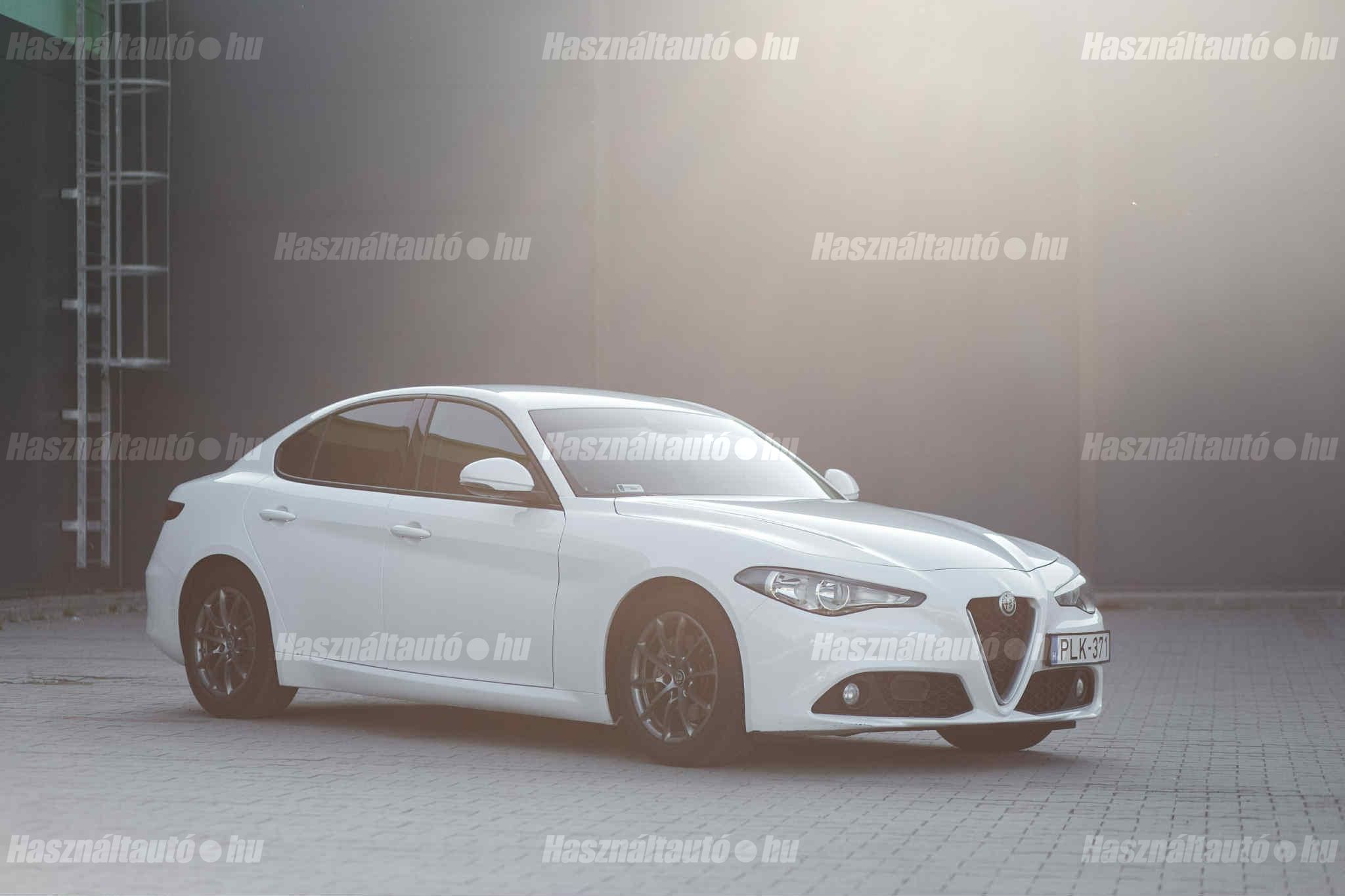 ALFA ROMEO GIULIA 2017/7 - 1