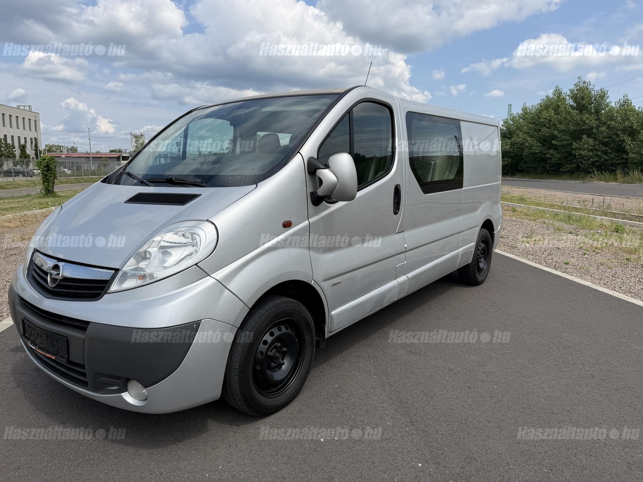 OPEL VIVARO 2011/10 - 1