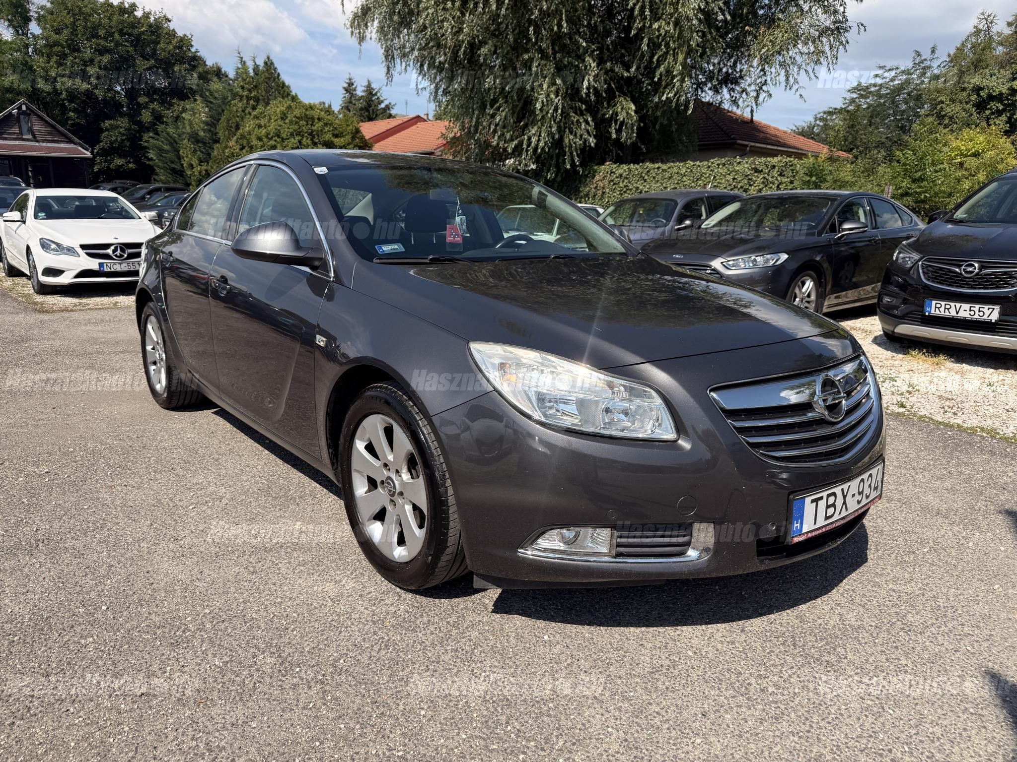OPEL INSIGNIA 2010/3 - 1