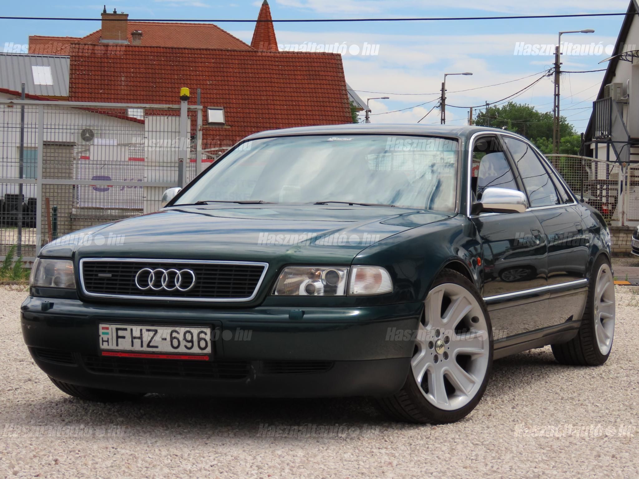 AUDI A8 1996/3 - 1